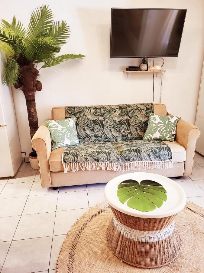 Le Studio Tahiti 4 Pers 600M De La Plage La Faviere บอร์มส์-เลส์-มิโมซาส์ ภายนอก รูปภาพ
