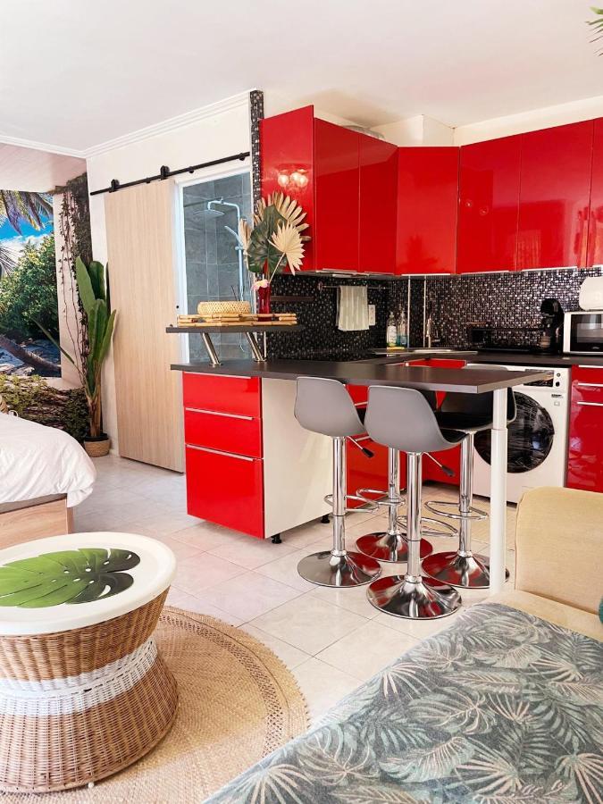 Le Studio Tahiti 4 Pers 600M De La Plage La Faviere บอร์มส์-เลส์-มิโมซาส์ ภายนอก รูปภาพ